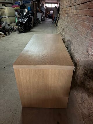 Mesa de escritorio de madera