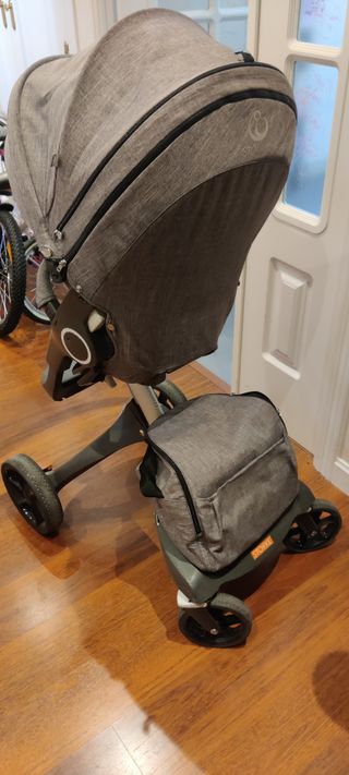 Carrito Stokke gris