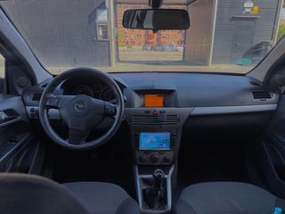 Opel Astra 2007