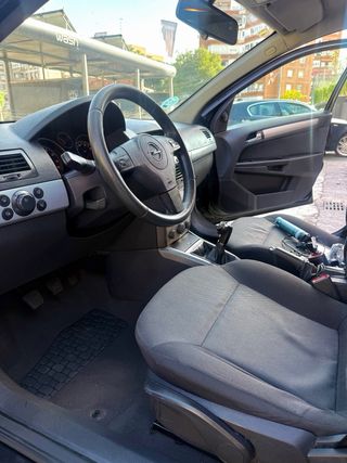 Opel Astra 2007