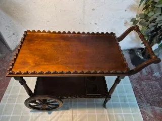 Mesa bar madera antigua