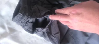 2 Pantalones Cortos Talla XL (Negro y Gris)