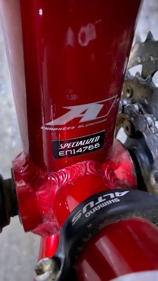 Bicicleta Specialized Hardrock Roja