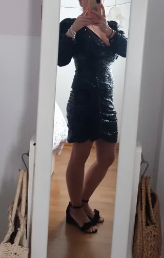 Vestido lentejuelas negro