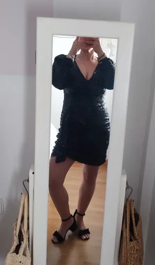 Vestido lentejuelas negro