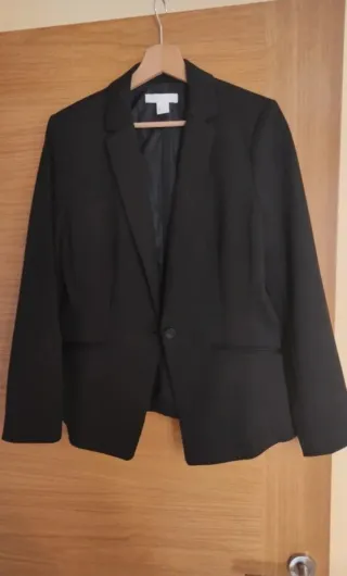 Blazer H&M Talla 42 Negro