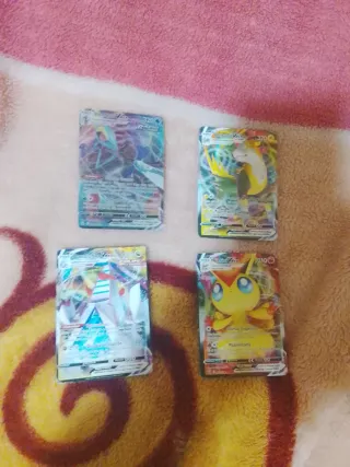 Cartas Pokémon Variadas