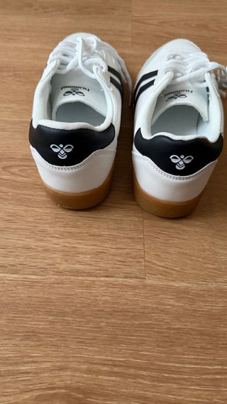 Zapatillas Hummel Talla 41 Blancas y Negras