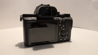 Sony A7 II - Solo 4.500 disparos