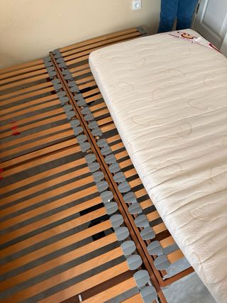 2 Somieres y 2 Colchones Látex Individuales