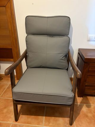 Butaca de salón tapizada