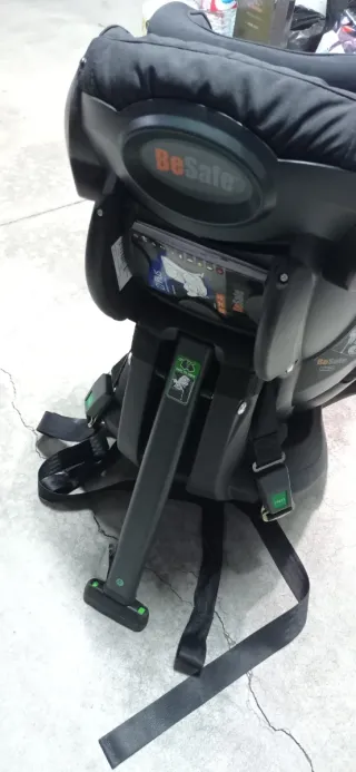 Silla de auto BeSafe negra