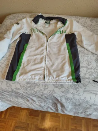 Chaqueta deportiva Real Betis