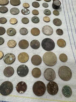 Lote 83 monedas antiguas, encontradas bajo el mar