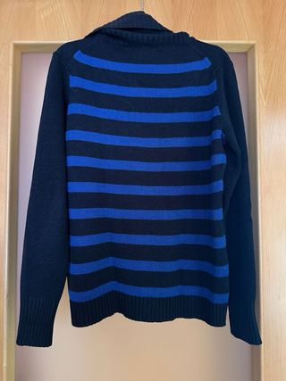 Jersey rayas azul y negro cuello alto