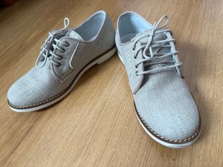 Zapatos Gux's niño comunión beige