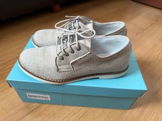 Zapatos Gux's niño comunión beige