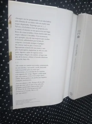 "Contra el viento"-Angeles Caso=2€+regalo