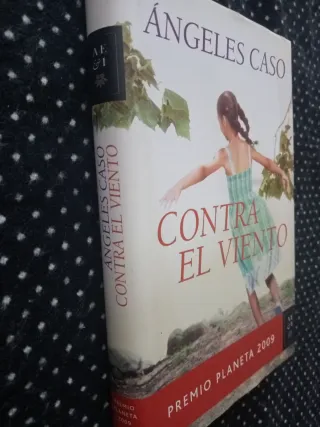 "Contra el viento"-Angeles Caso=2€+regalo