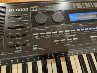 Teclado Sintetizador Casio HT-6000 ¡¡OPORTUNIDAD!!