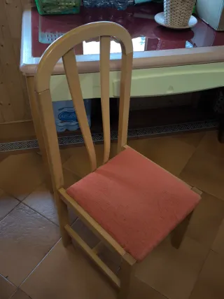 Mesa comedor extensible + 4 sillas