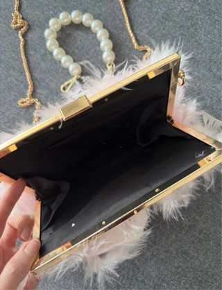 Bolso Clutch Fiesta Plumas Rosa y Cadena Dorada