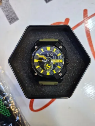 Reloj SKMEI Negro y Verde