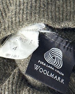 Jersey de lana verde oliva