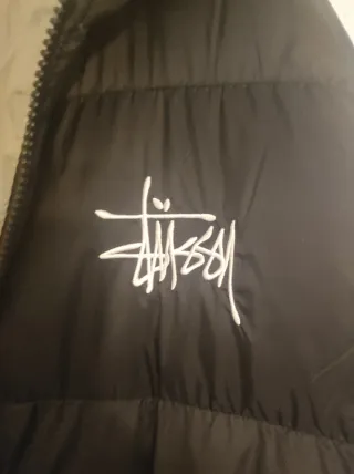 Chaqueta Stussy Negra y Gris Talla M