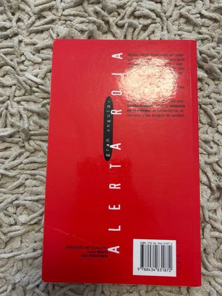 Como la piel del caimán (Alerta roja) (Spanish ...