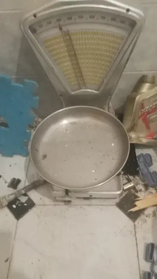 Balanza antigua de cocina