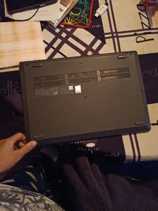 Portátil Negro lo cambio por aphone