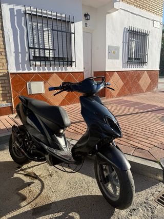 Jog RR 50cc Scooter Negra