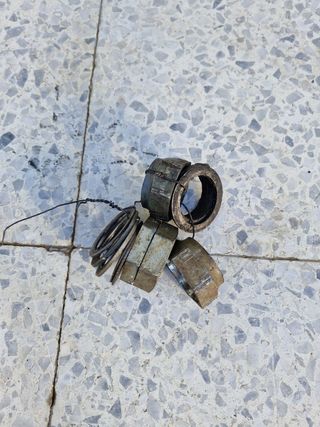 Tuercas eje trasero Suzuki LTZ 400