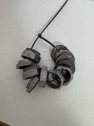 Tuercas eje trasero Suzuki LTZ 400