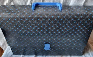 Maletín portadocumentos plástico negro y azul