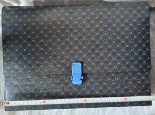 Maletín portadocumentos plástico negro y azul