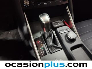 Lexus IS 300h Executive 164 kW (223 CV)