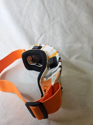 Gafas de esquí con diseño colorido