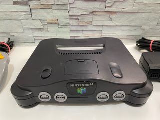 Nintendo 64 Consola Negra y Gris