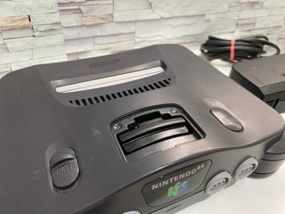 Nintendo 64 Consola Negra y Gris