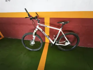 Bicicleta Montaña BH Blanca