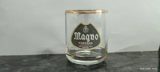 Vasitos de licor con borde dorado vintage