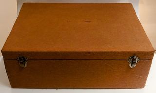 Portagioie vintage terciopelo marrón 70s