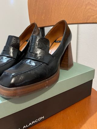 Zapatos de tacón negros talla 40