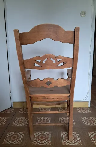 Sillón de madera
