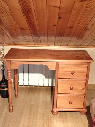 Escritorio de pino macizo