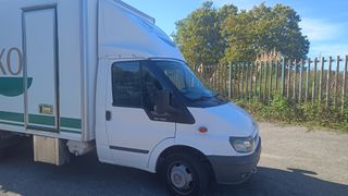 Ford Transit 2005 furgón carrozado plataforma