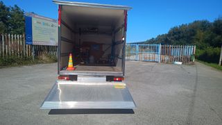 Ford Transit 2005 furgón carrozado plataforma