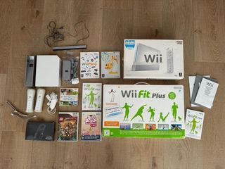 Nintendo Wii + Wii Fit Plus + Giochi